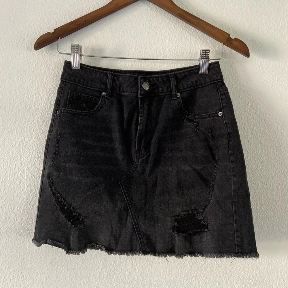 Distressed Denim Skirt Black Mini Skirt Deconstructed Size 2 Wild Fable - Picture 12 of 15